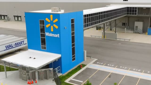 Walmart Reports Strong Sales Growth Buoyed by Grocery Sales