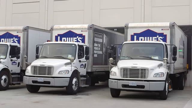 Lowe's cuts 600 corporate and support roles to focus on store employees