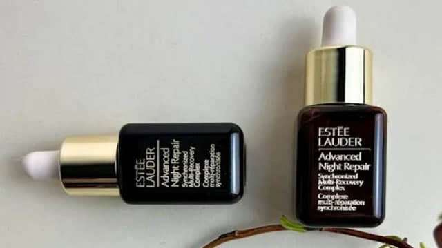 Estee Lauder Lifts Outlook, Warns of Tariff Impact