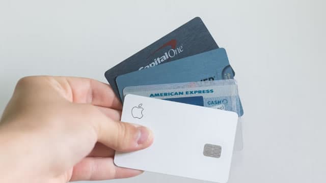 American Express beats profit estimates as wealthy customers keep up spending