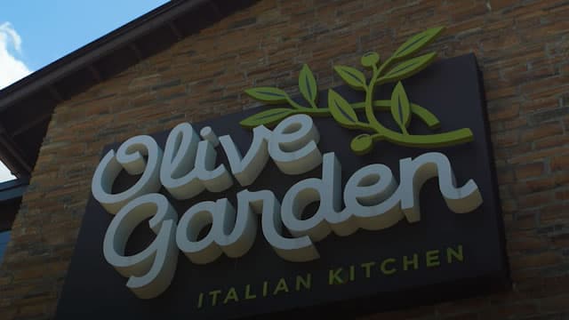 Darden Restaurants stock falls as Olive Garden reports slower growth