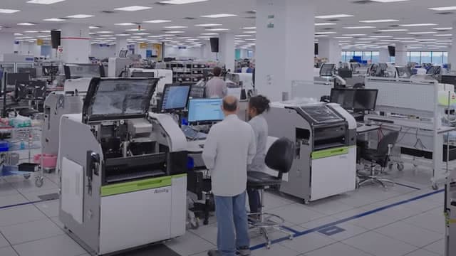 Abbott Laboratories Sales Rise on Diagnostics Growth