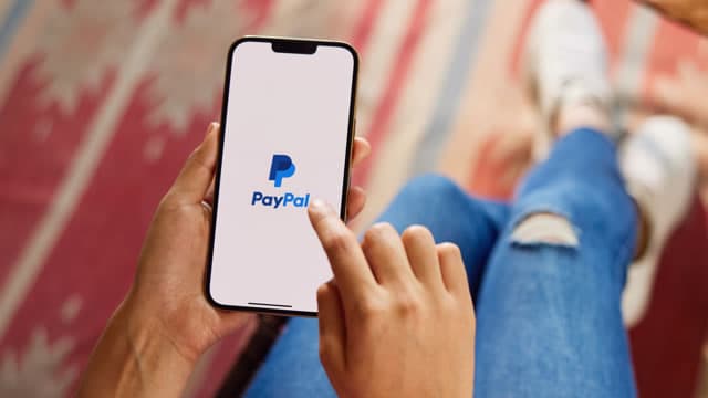 PayPal names Enrique Lores as CEO