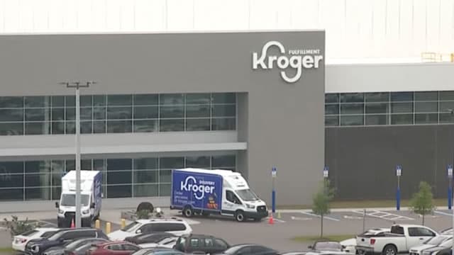 Kroger to Buy Food & Pharmacy Retailer Giant Eagle for $1.65 Billion