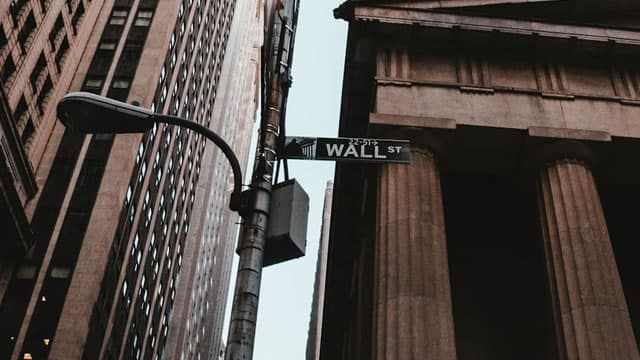 Powell says he wants to 'turn this job over' with economy in 'really good shape' before departure